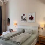 Smaragd, Im Zentrum Am Fluss, Balkon *