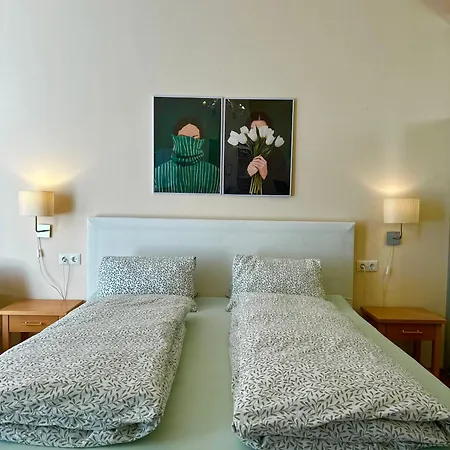 ホームステイ Smaragd, Im Zentrum Am Fluss, Balkon バート・イシュル
