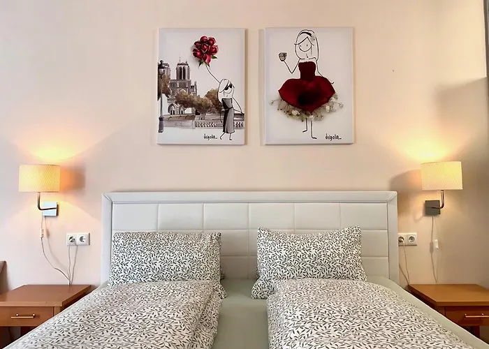 Smaragd - Mit Balkon Im Zentrum, Parkplatz, Am Fluss * Bad Ischl