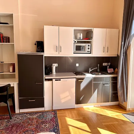 Smaragd - Kleines Mit Balkon - Direkt Im Zentrum Bad Ischl