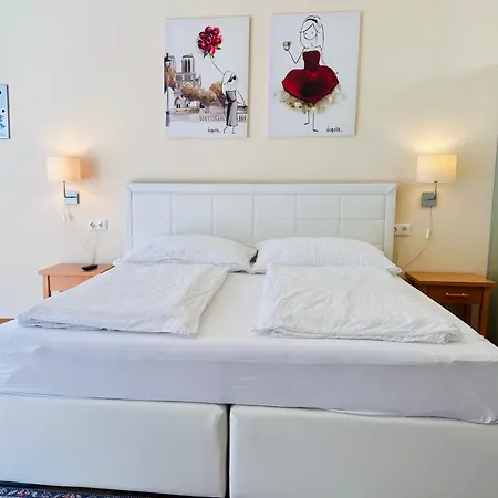 Smaragd - Direkt Im Zentrum, Balkon Accommodatie bij particulieren Bad Ischl